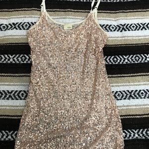 Day trip gold sparkle tank top